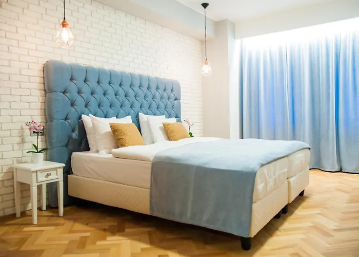 Venis Boutique 4*