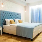 Venis Boutique 4*