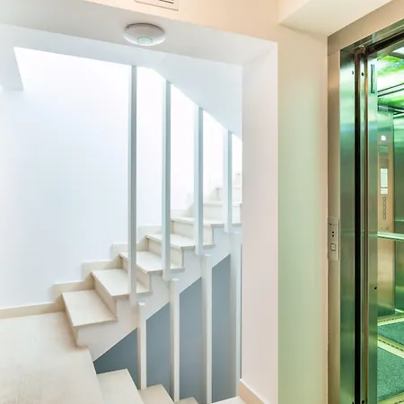 Отель Venis Boutique 4*