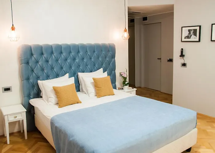 Hotel Venis Boutique 4*