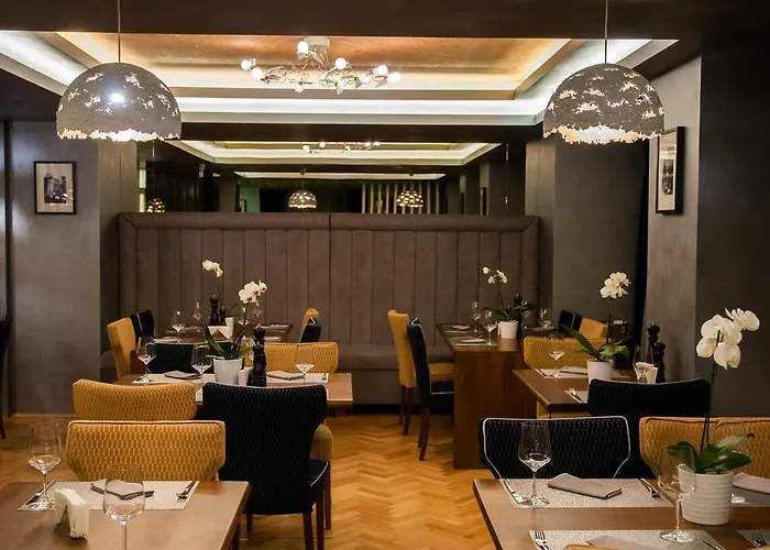 Hotel Venis Boutique 4*