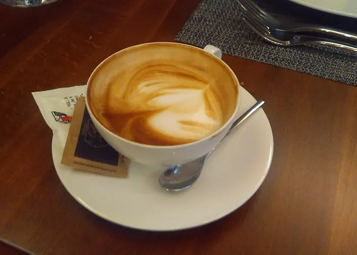 فندق Venis Boutique 4*