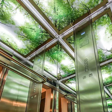 Venis Boutique Готель 4*